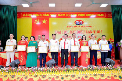 z6874930408460_ed1657b9b0ad2f2806a01a3a477d8904_c1d2f