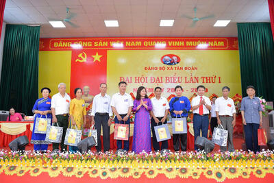 z6874930428764_ad6e1109fb96ba28ee5f573e39ca1747_9292a