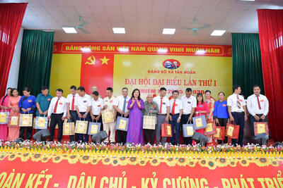 z6874930443063_c84988a1aa77eb89f83d8b8adb3325db_0b306