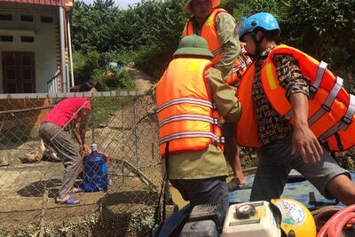 z7079172323766_30cf1b9d003766952128b512a647866e_a753a