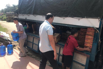 z7079172821936_9c5db87be64ec61e4b1e95af22359f42_f8186