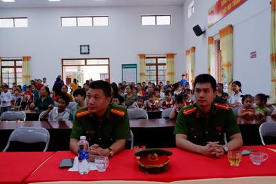 z7081616139976_249716baa0dc3a04e6f99066b38ba68a_cc55a