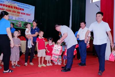 z7081616197992_44555a913115703b6765a5b28b0af9c3_04781