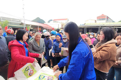 z7246542415415_4a9cc97dfb19a145b965e7b070cd1c6d_7931c