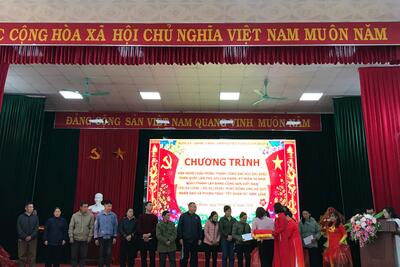 z7503774158486_0b0b6cc3cb2c559662253a6e6028d87d_5149e