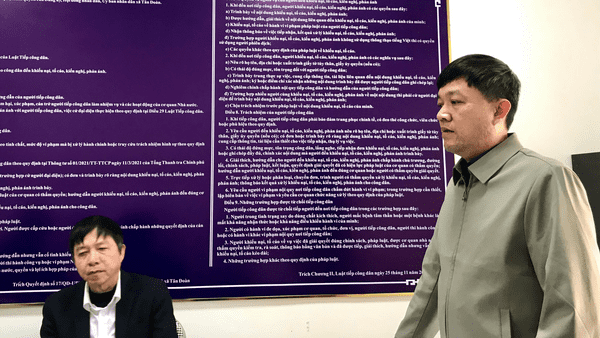 Thường trực HĐND xã Tân Đoàn giám sát công tác thu gom, vận chuyển, xử lý rác thải sinh hoạt trên địa bàn xã