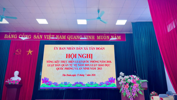 UBND XÃ TÂN ĐOÀN TỔ CHỨC HỘI NGHỊ TỔNG KẾT THỰC HIỆN LUẬT QUỐC PHÒNG NĂM 2018, LUẬT DÂN QUÂN TỰ VỆ NĂM 2019 VÀ LUẬT GIÁO DỤC QUỐC PHÒNG VÀ AN NINH NĂM 2013