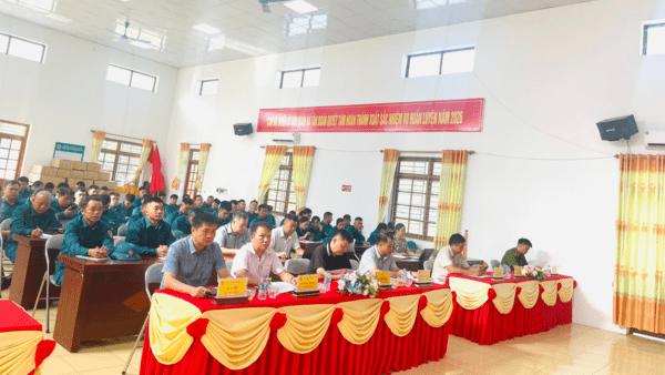 XÃ TÂN ĐOÀN TỔ CHỨC KHAI MẠC HUẤN LUYỆN DÂN QUÂN NĂM 2026